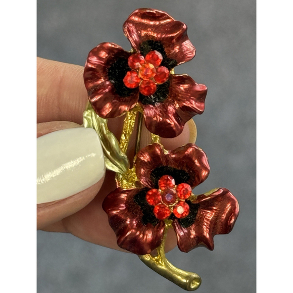 Vintage Enamel Red Rhinestone Flower Floral Jewelry Brooch Pin Good Toned - Picture 1 of 10
